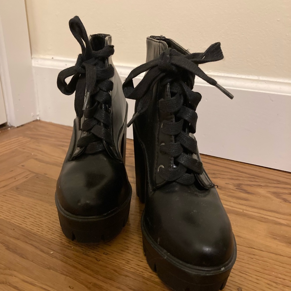 Black Ankle Boots with Platform Chunky Soles